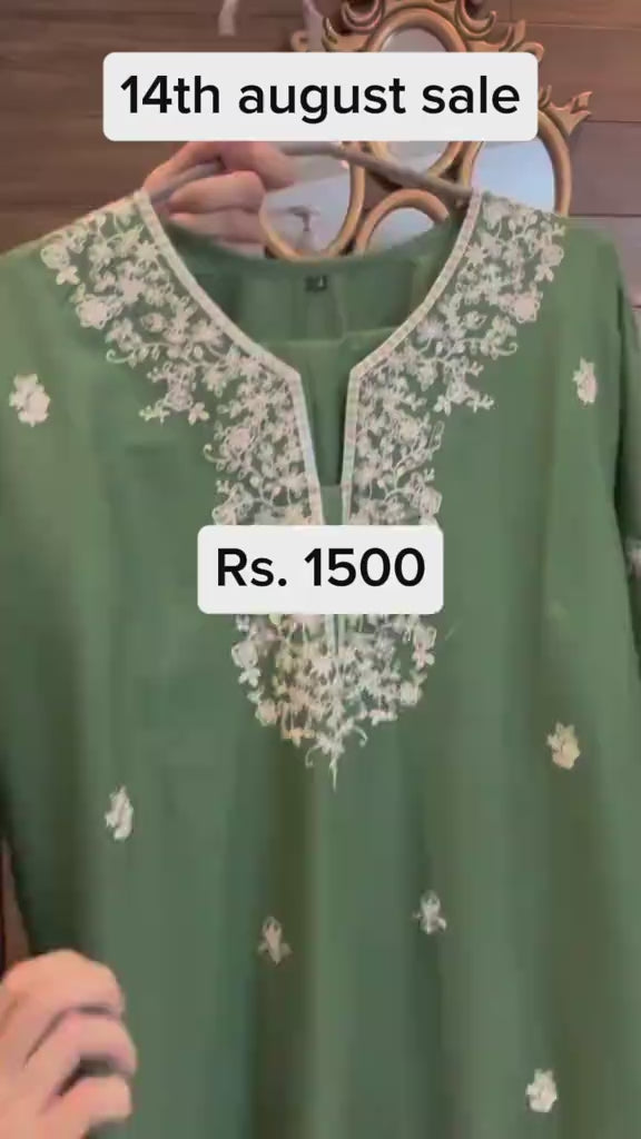 3-Piece Embroidered Olive Green Lawn Suit with Dupatta – Maleeha Collection (14th August Special Sale)